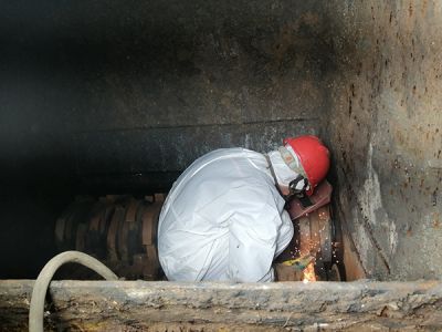 奮斗者的心聲 — 記四川天源達(dá)環(huán)?？萍加邢薰緳C(jī)修工王德成