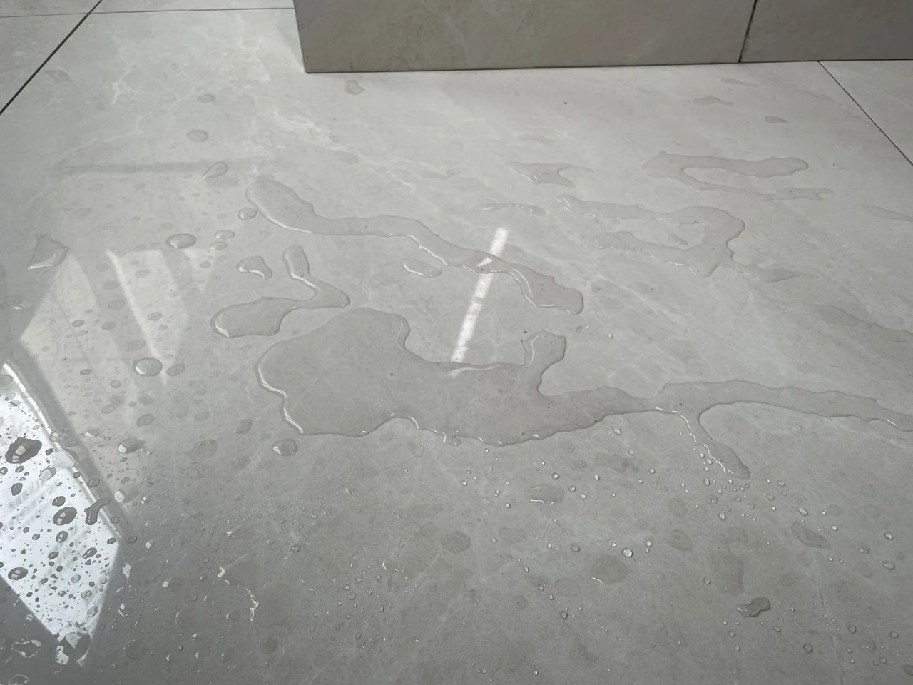 工地巡檢：風(fēng)雨兼程抓品質(zhì)，履行承諾不停歇！08